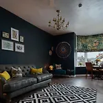 Lonsdale House By Orenda-Luxe