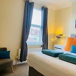 Cwtch Guesthouse