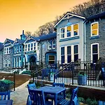 Craigside Manor