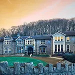 Craigside Manor