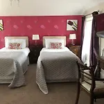 Crickleigh House