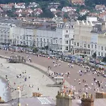 Victoria 24