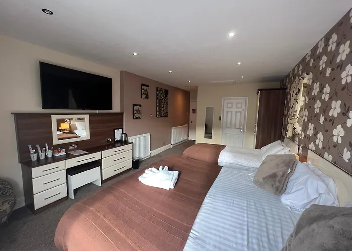 Lauriston & Lawton Court Hotel