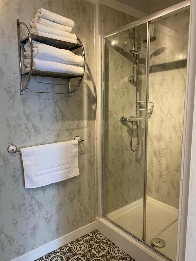 The Clovelly 4* Llandudno