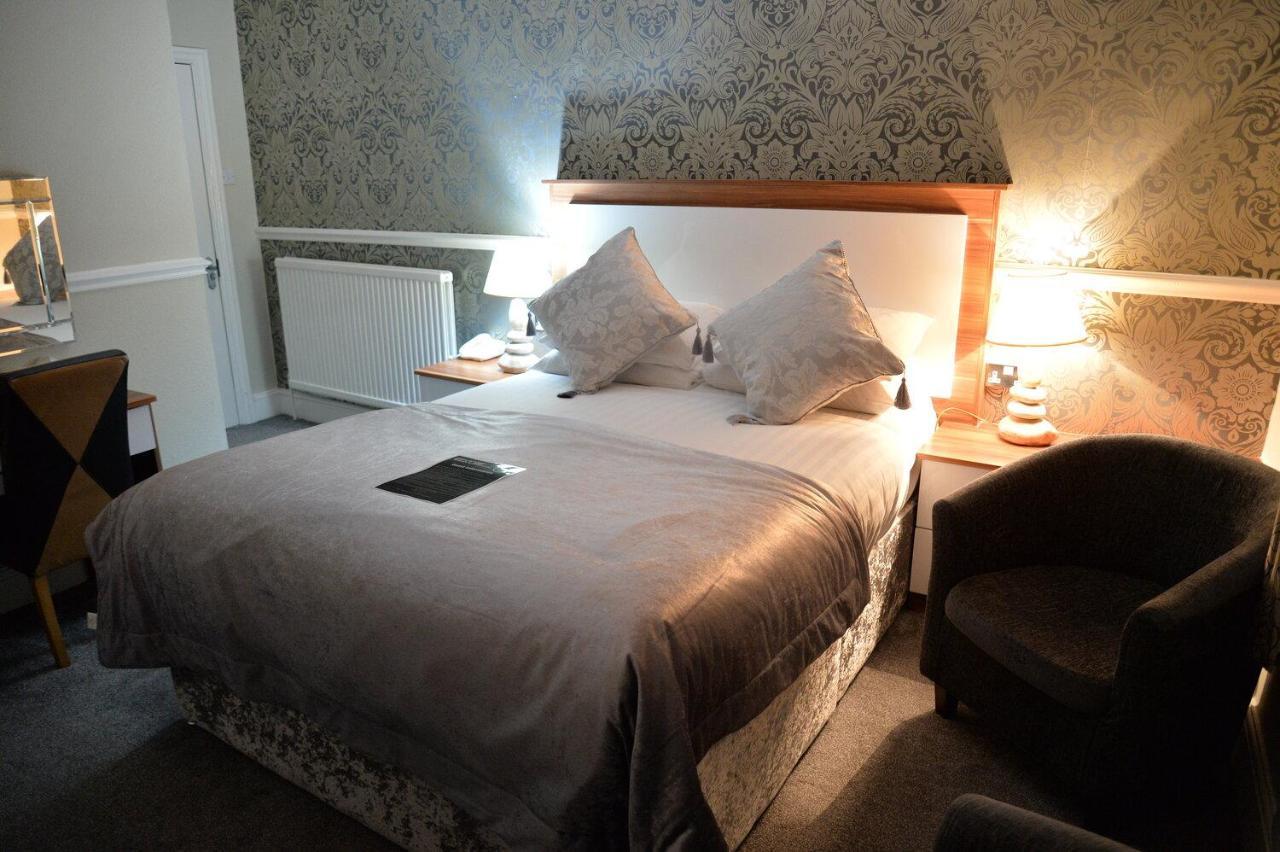 Lauriston & Lawton Court Hotel Llandudno