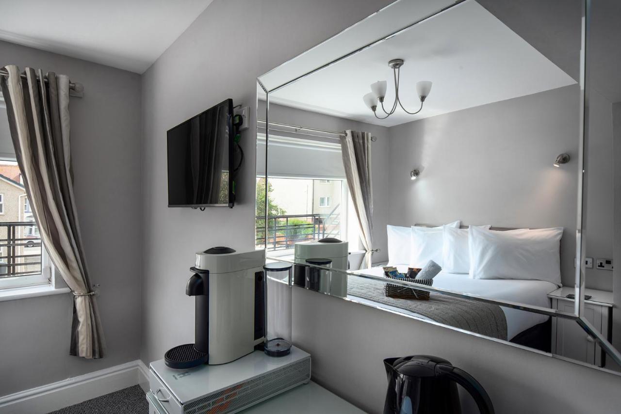 Bed & Breakfast Pebble House 3*