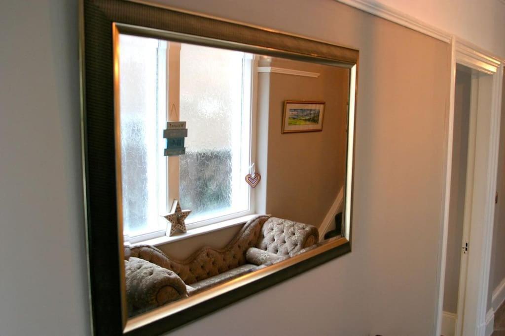 5-bedroom In West Shore, Holiday home *