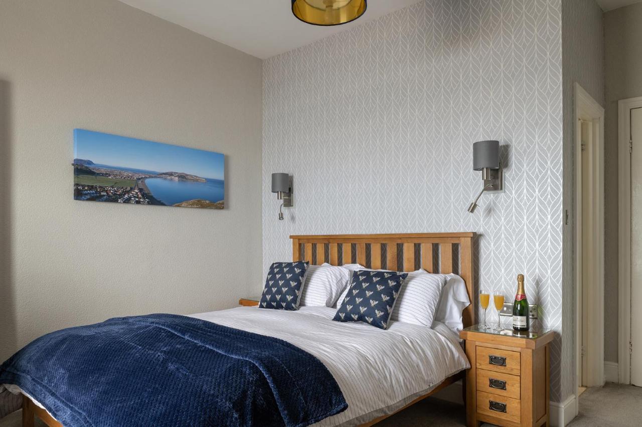 Guest house The Kendrick Exclusively For Adults
