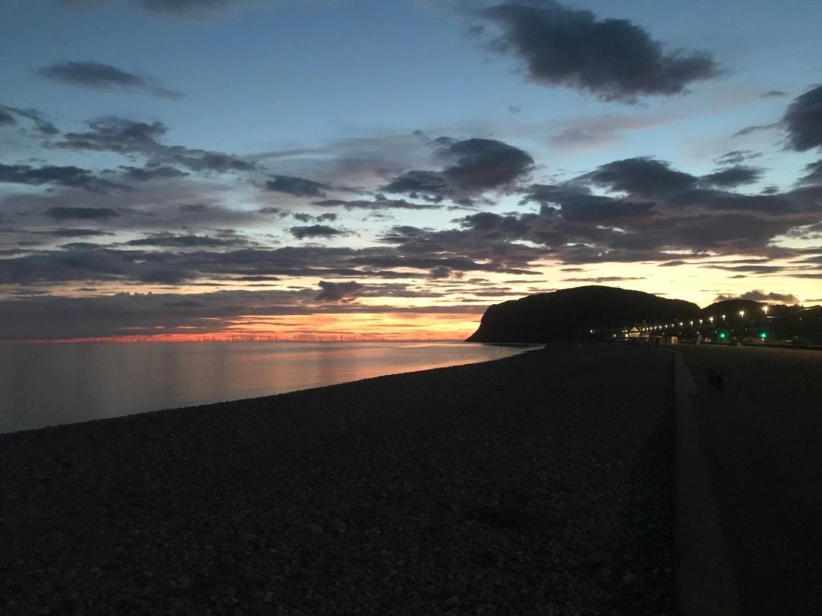 Guest house The Kendrick Exclusively For Adults Llandudno