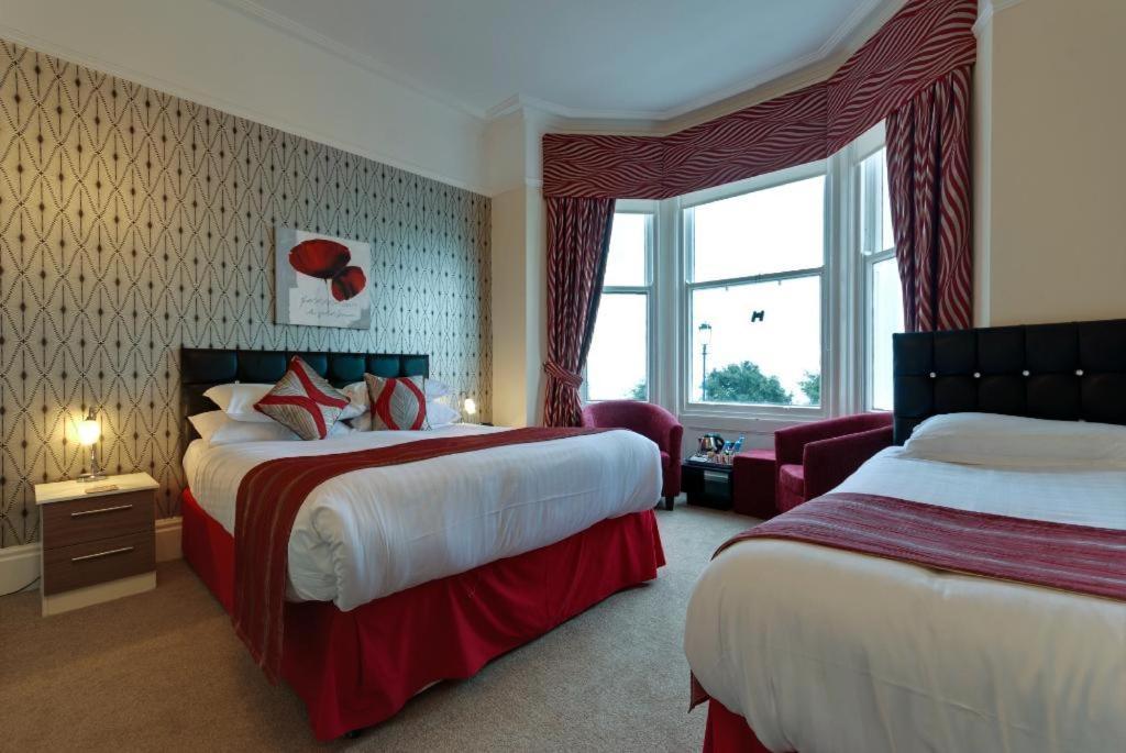 Lauriston & Lawton Court 4* Llandudno