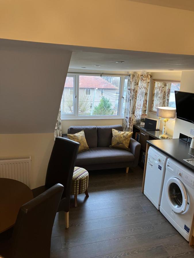 Apartment The Mountain View - 2 Minute Walk To The Lovely Front Promernade Of