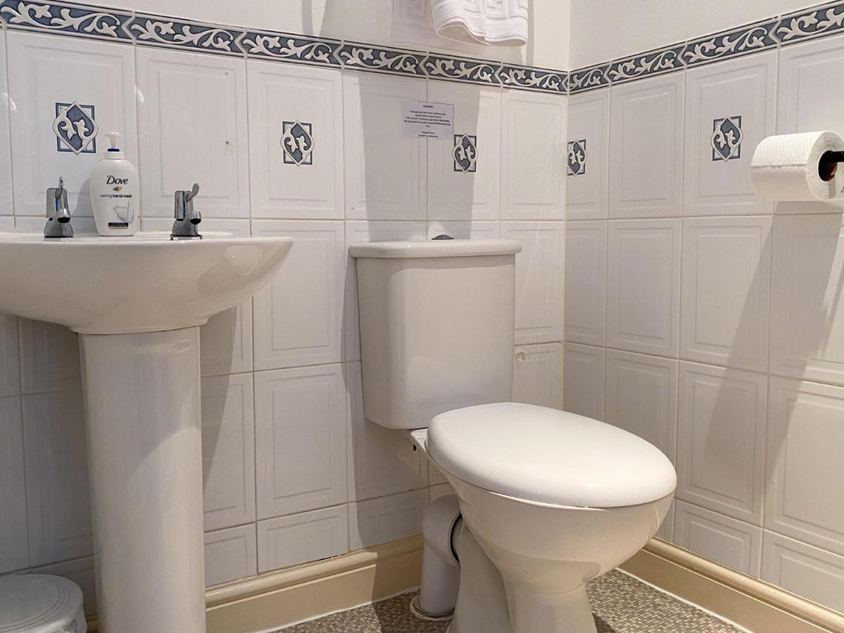 Guest house No 6 Quality Llandudno