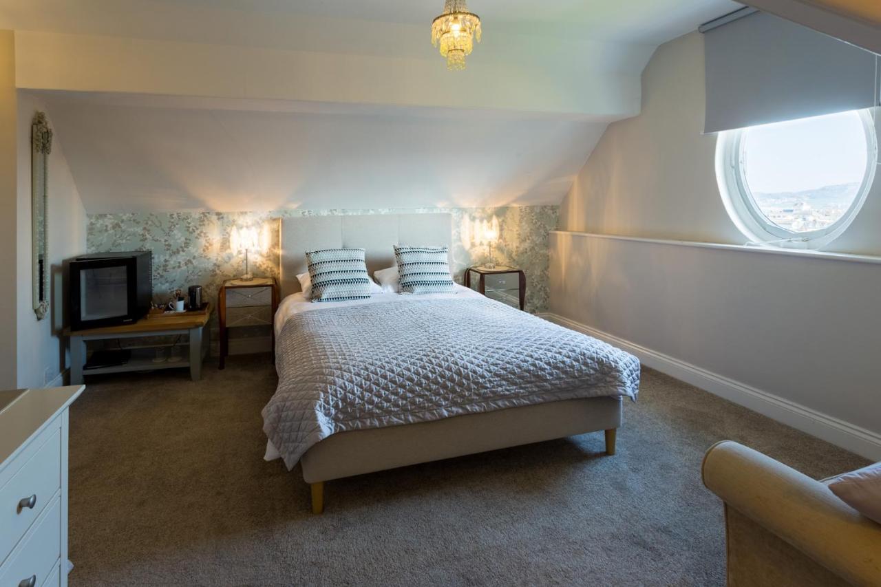 Guest house Sefton Court