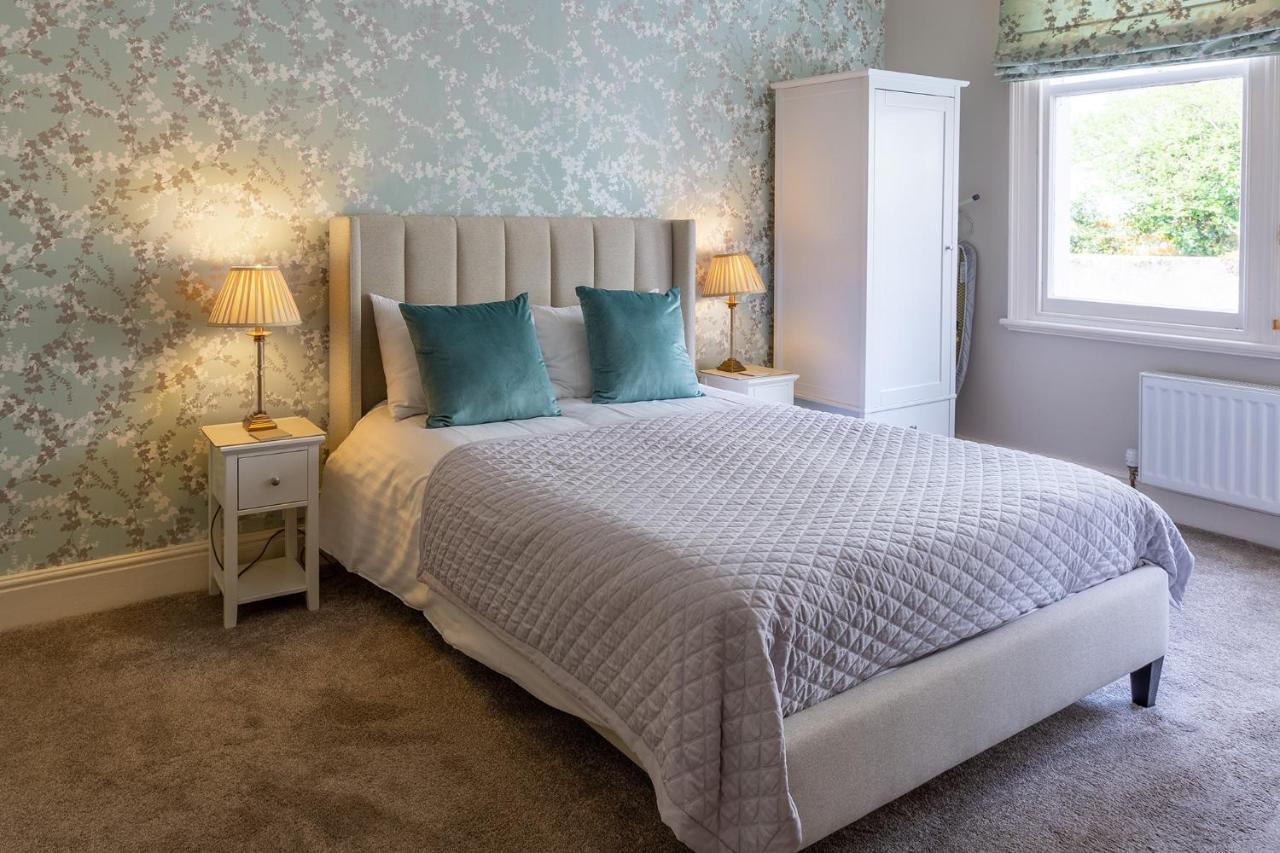 Sefton Court Guest house 4*