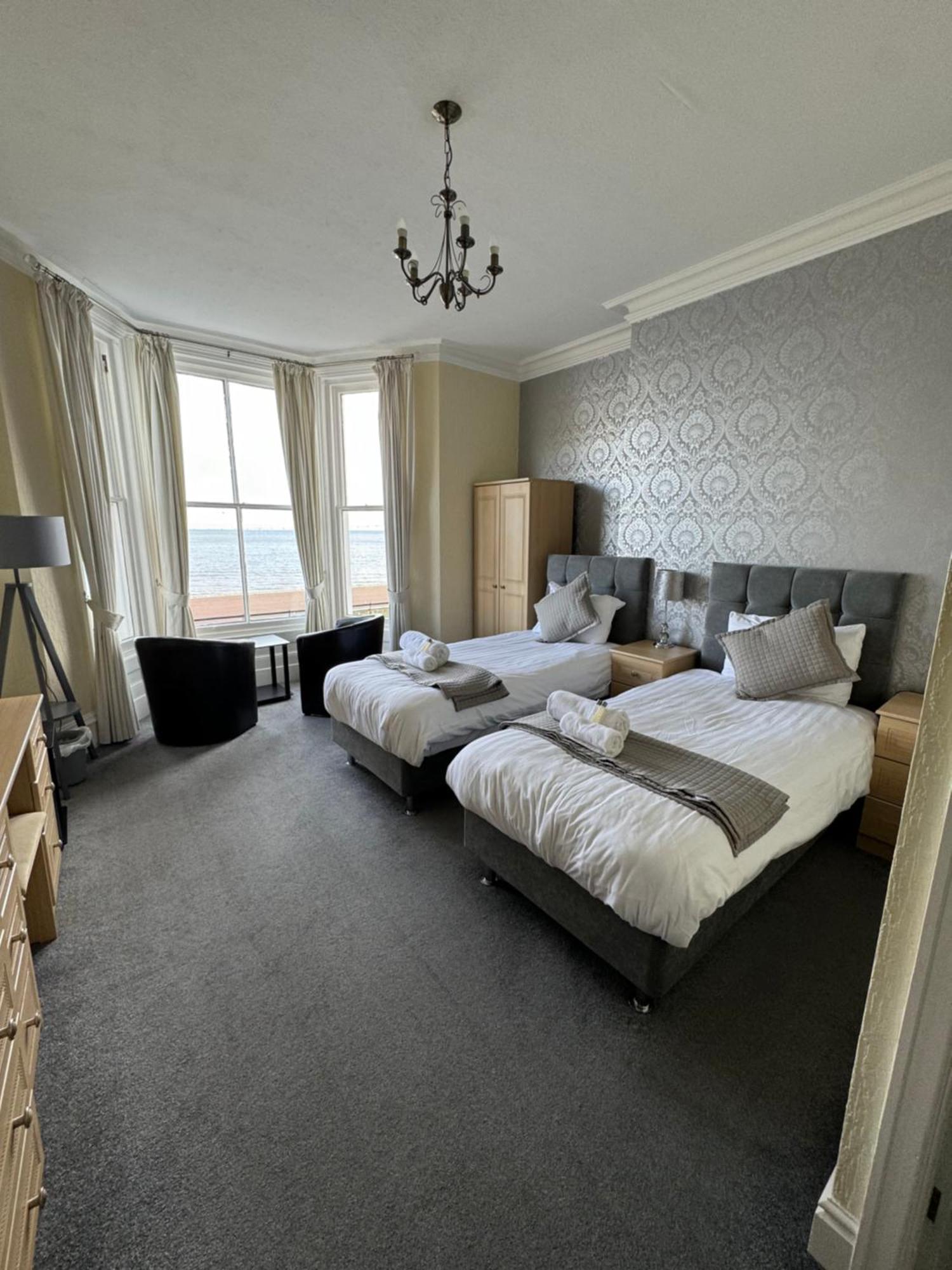 Winchmore 3* Llandudno
