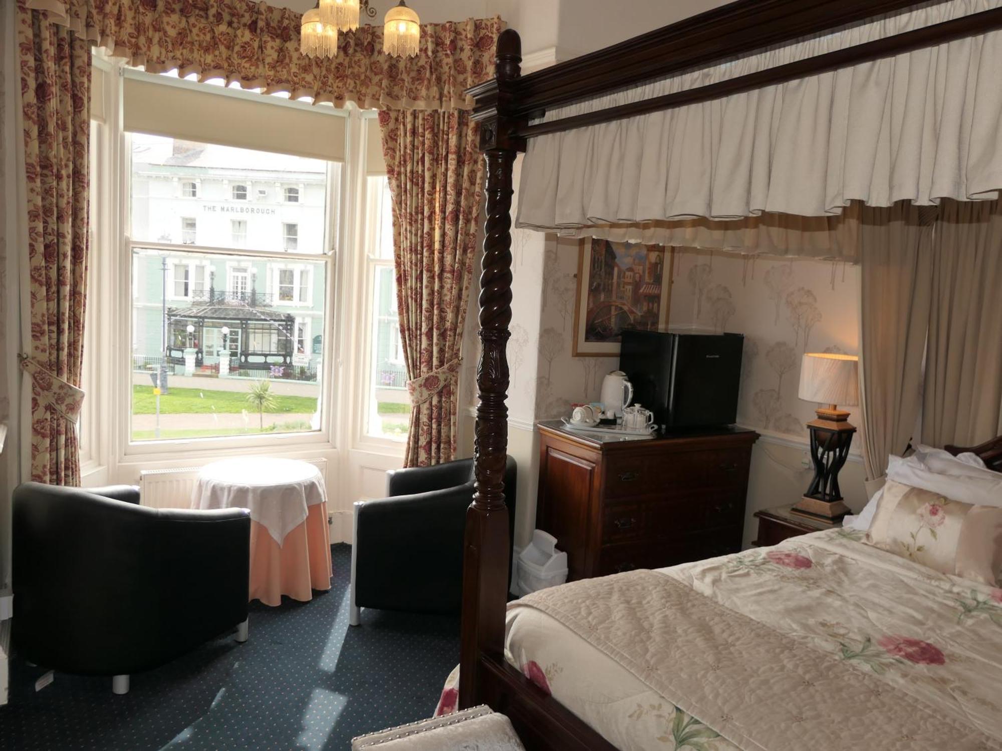 The Cumberland Bed & Breakfast Llandudno