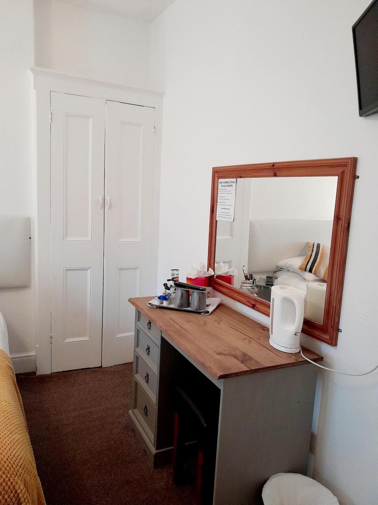 The Clovelly Bed & Breakfast