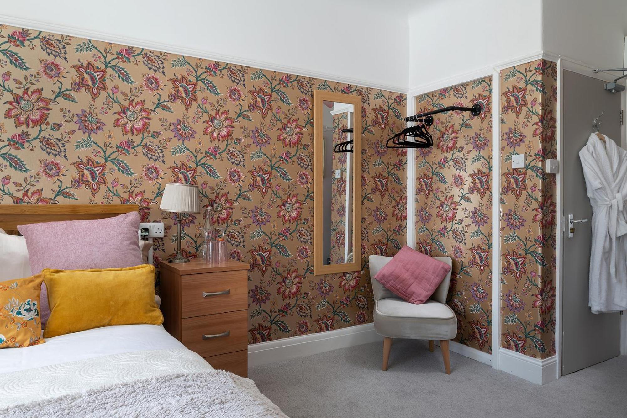 Rosaire With Private Car Park Bed & Breakfast Llandudno