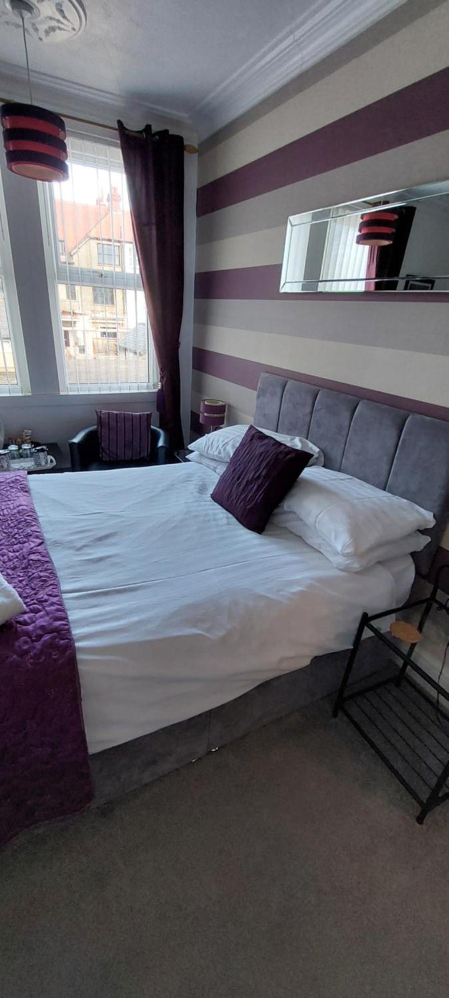 Glenavon Guest house Llandudno
