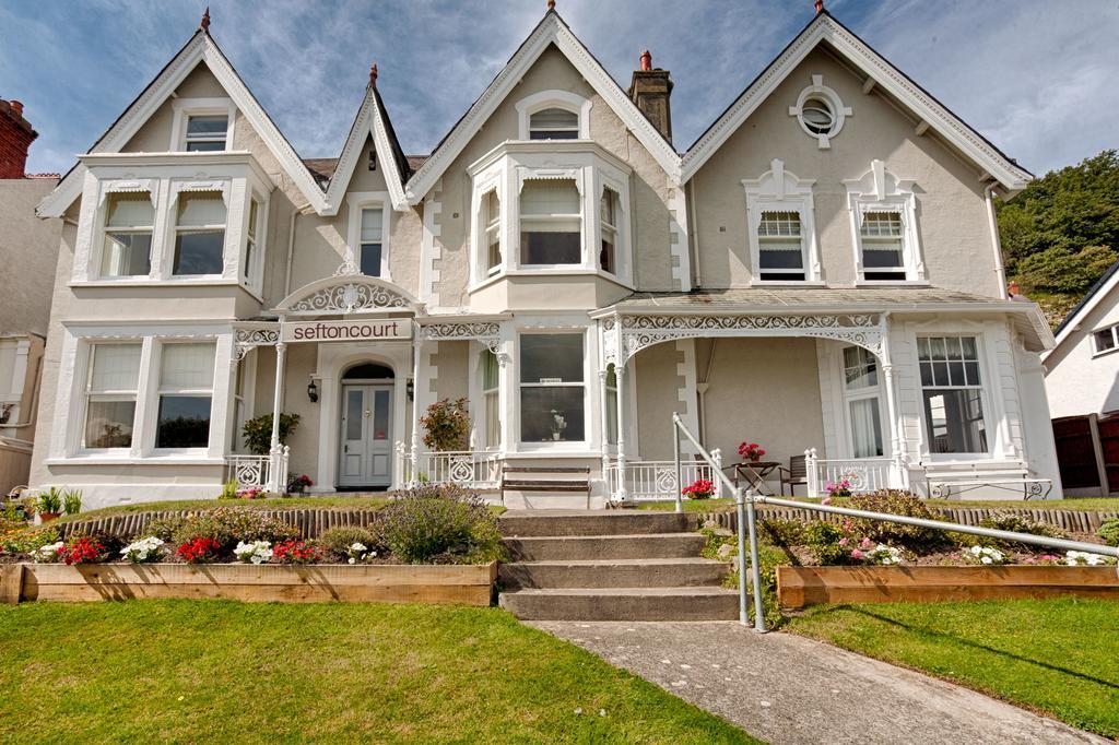 Sefton Court Guest house 4*