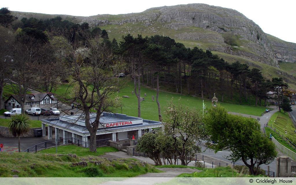 Crickleigh House