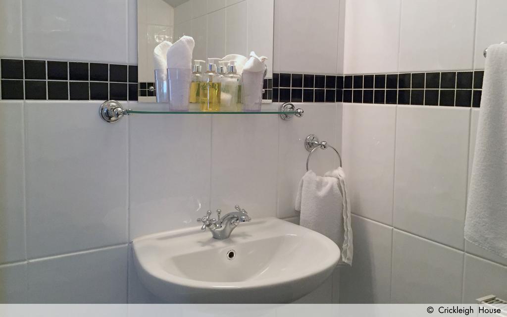 Crickleigh House Bed & Breakfast 4*
