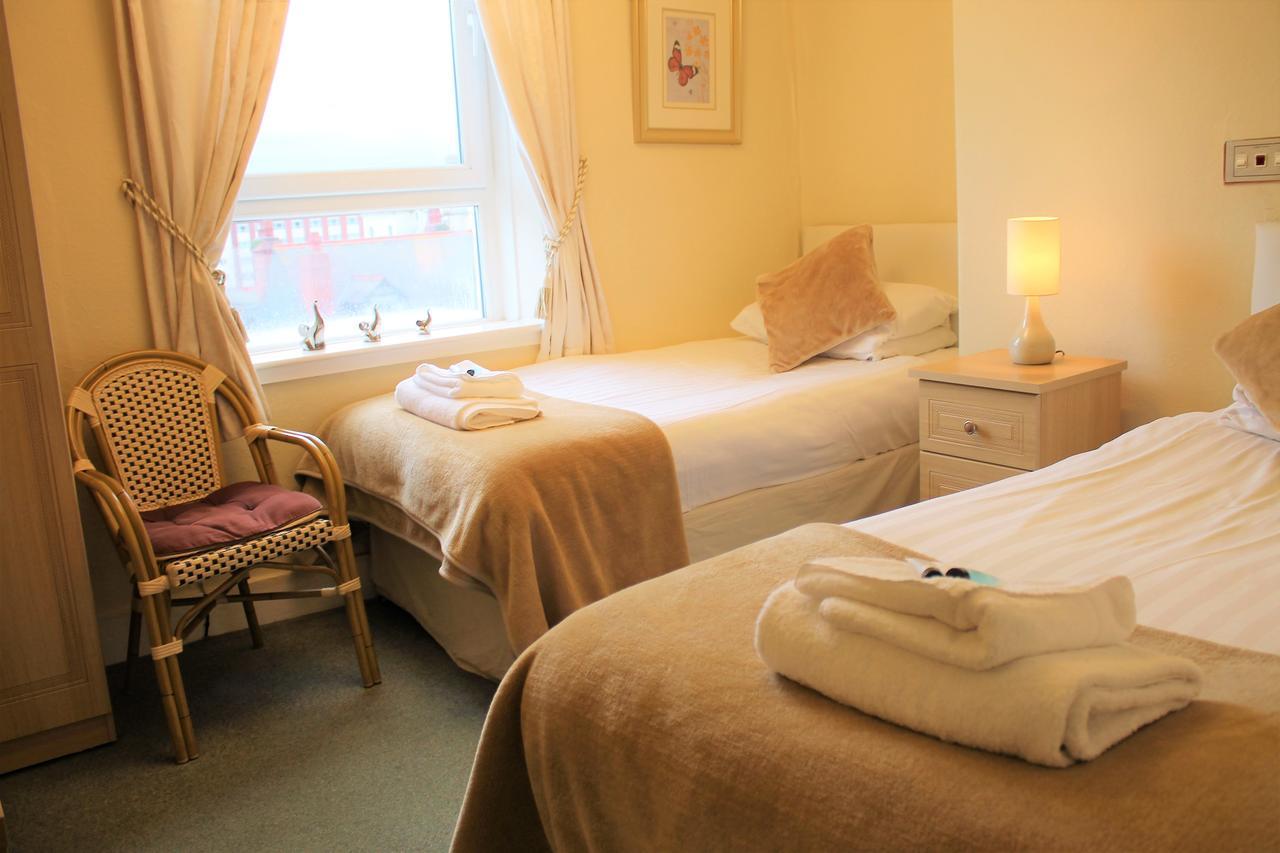 Winchmore 3*