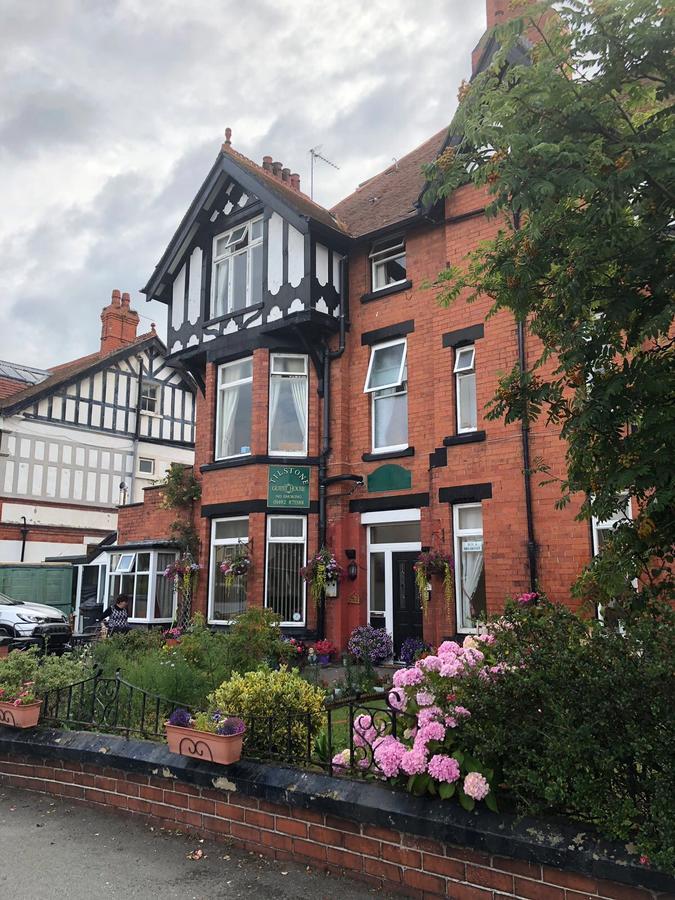 The Tilstone Guest house 3*