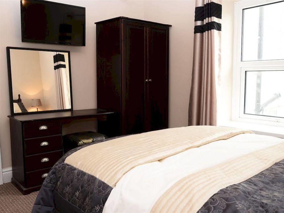 Bed & Breakfast The Senarth 4*