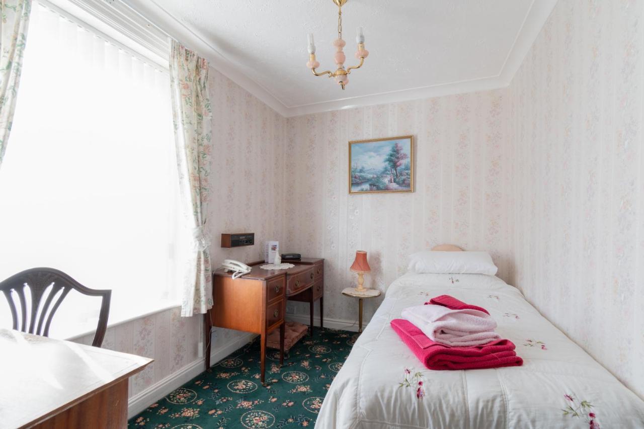 Bed & Breakfast The Epperstone 3*