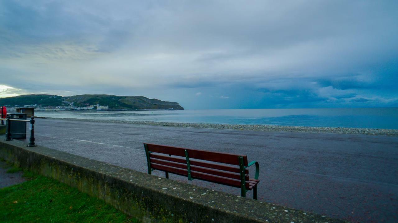 Guest house Carmel House Llandudno