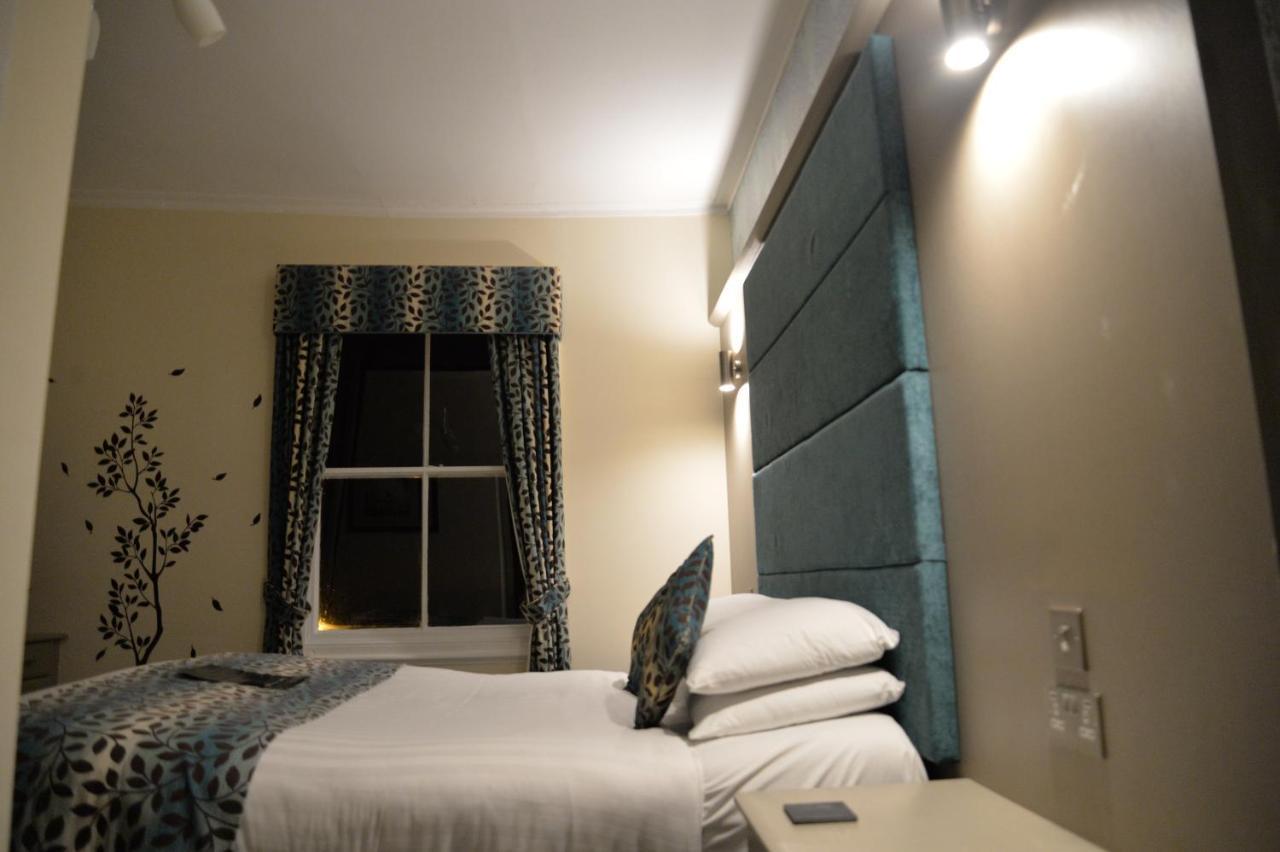 Hotel Lauriston & Lawton Court