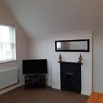 Modern 2Nd Floor 1 Bed Apartment In The Heart Of
