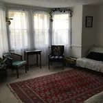 Garden Flat 1