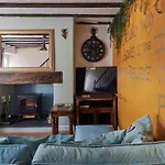 Violets Wonderland Cottage