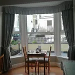 No 6 Quality Guesthouse