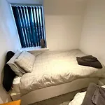 Llewellyn Avenue Apartment