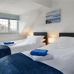 Crannog Cottage