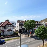 Sandy Beach Apartment By Seaside Llandudno