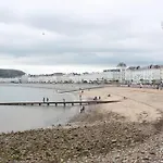 Central Llandudno, Private Parking Near To Beach, Pier & Shops
