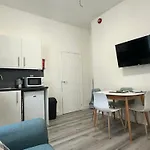 Carmen Sylva Studio Flat Llandudno Sea Front F7