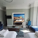 No 27 Chapel Street Guest House