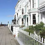 Beachside Guest House