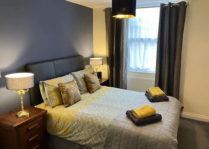 The Ocean Suite - 2 Minute Walk To The Lovely Beach Front Promernade Of Llandudno