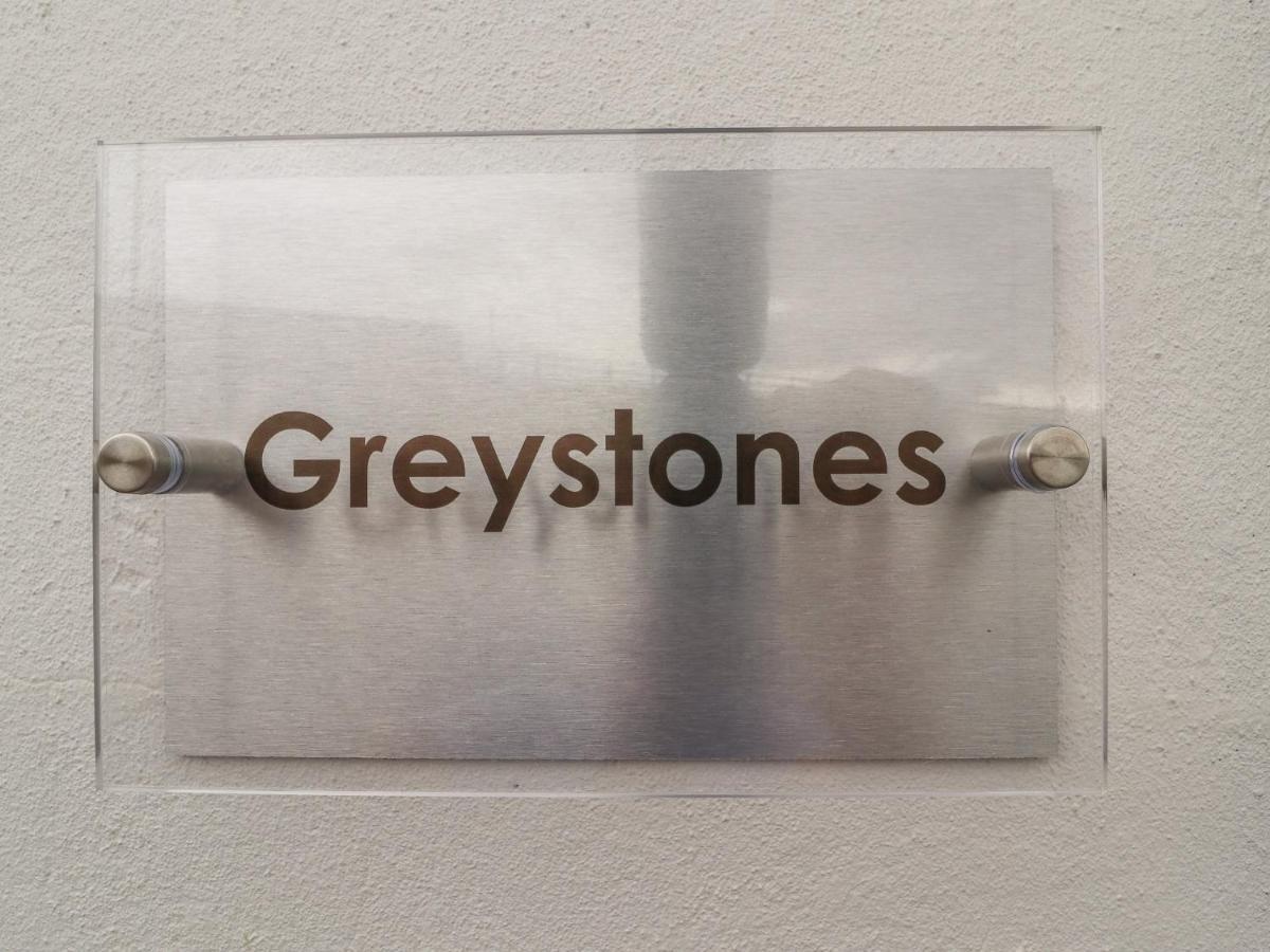 Greystones * Llandudno
