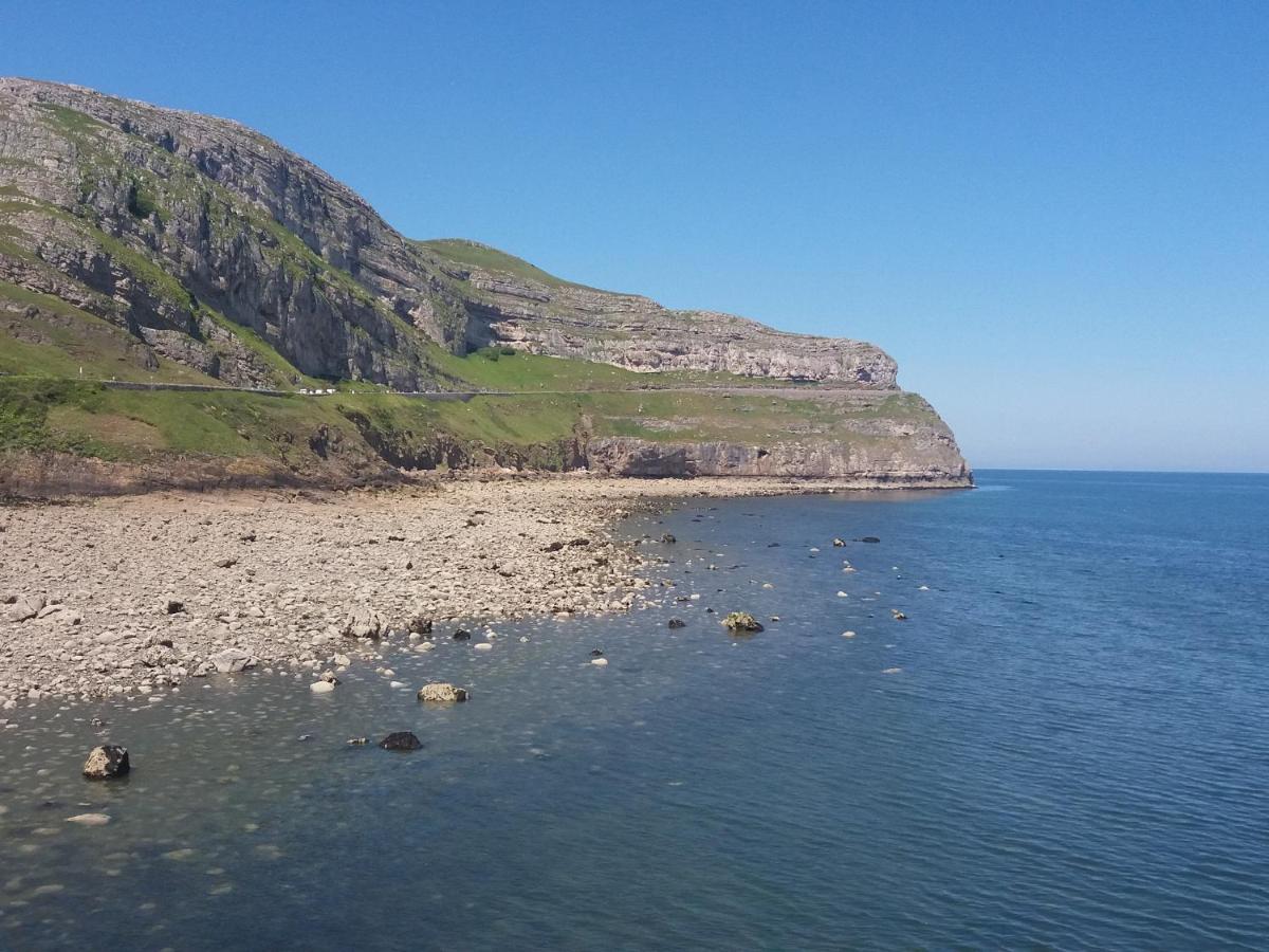 Greystones * Llandudno