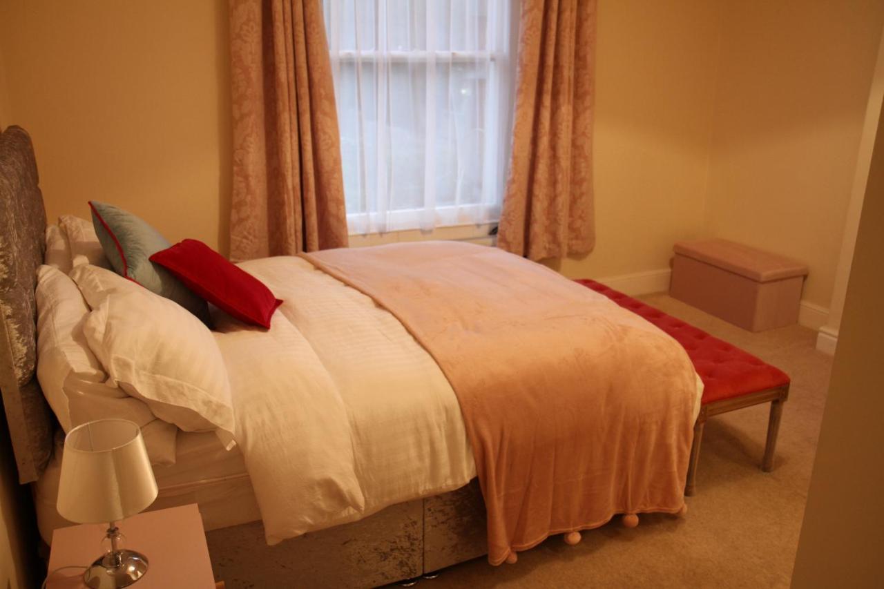 Apartment Mostyn 2 Free Private Parking *