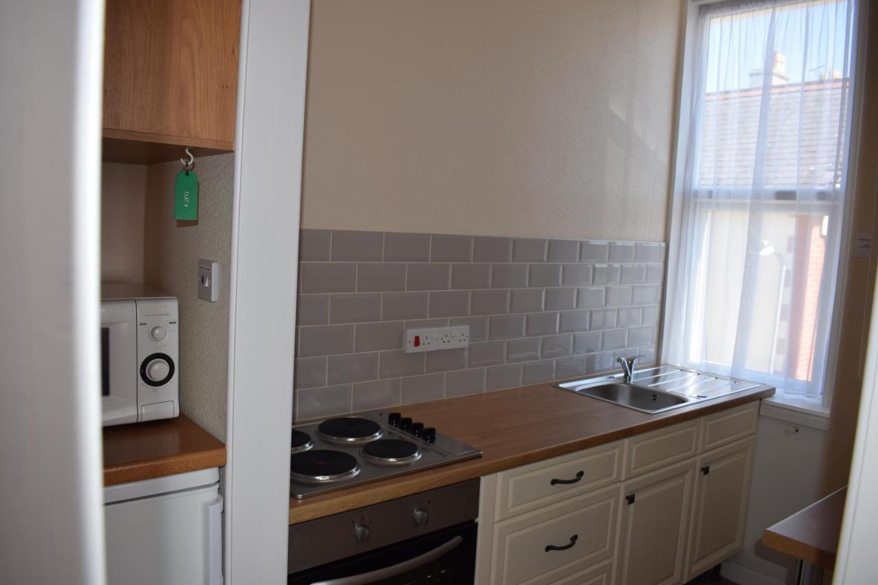 Cedar House, Formerly Shamrock House Apartment