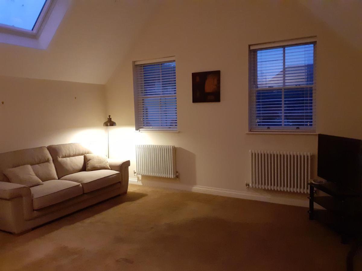 Apartment Modern 2nd Floor 1 Bed In The Heart Of *