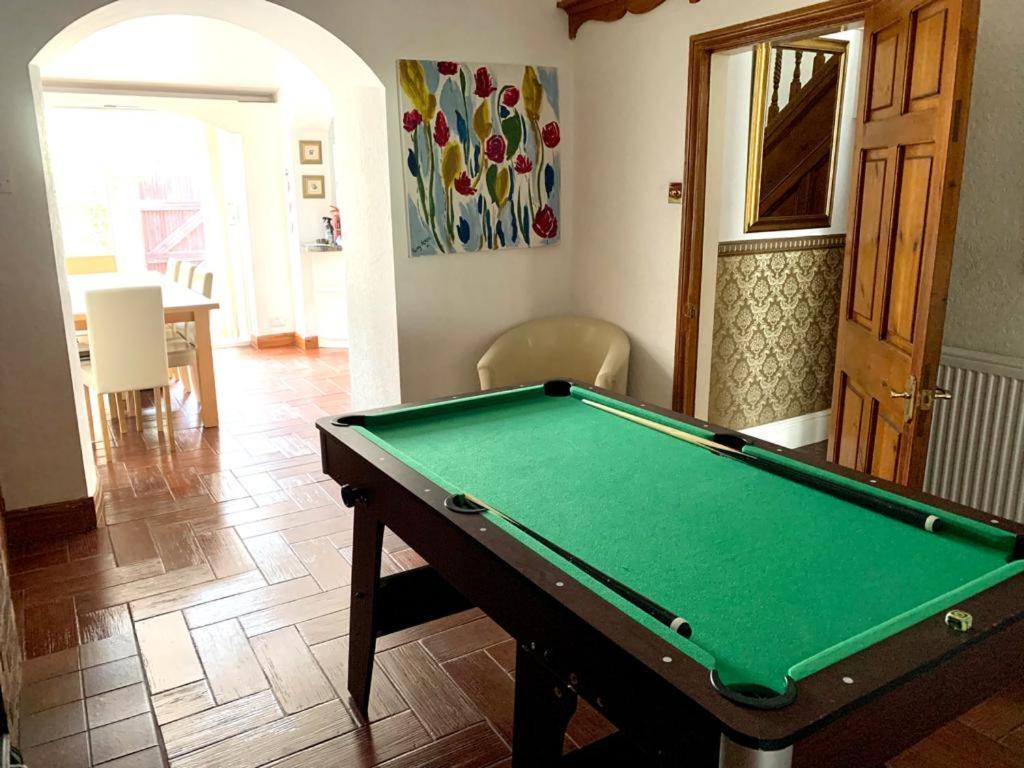 Glan Y Mor House